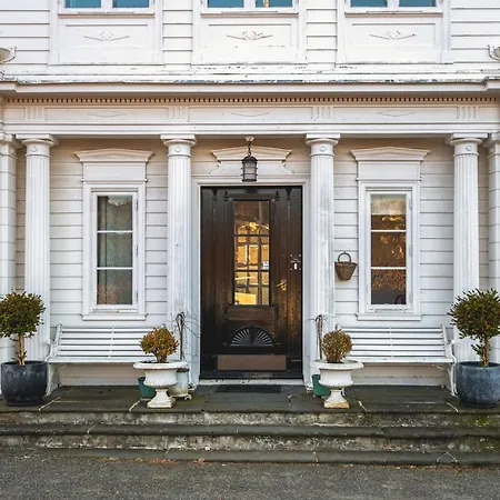 فيلة New Listing! Unique In *