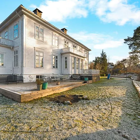 فيلة New Listing! Unique In *