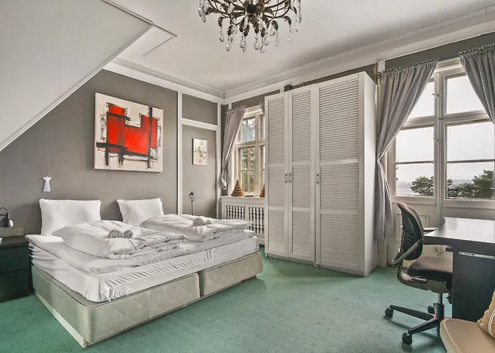 New Listing! Unique In 卑爾根