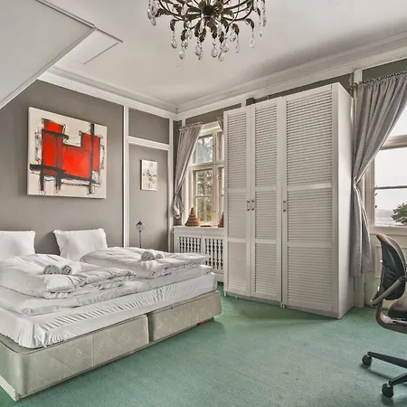 New Listing! Unique In ברגן