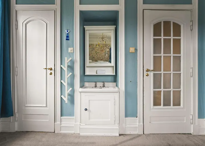 New Listing! Unique In * Берген